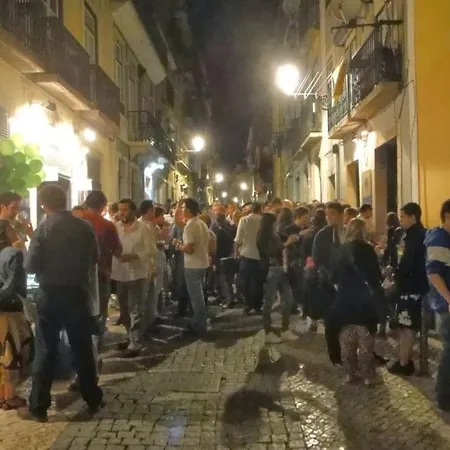 C2 Bairro Alto 18th Century Beautiful * Lisbon